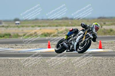 media/Apr-18-2025-TrackDaz (Fri) [[45f5874c44]]/B Group/Session 2 (Turn 7)/